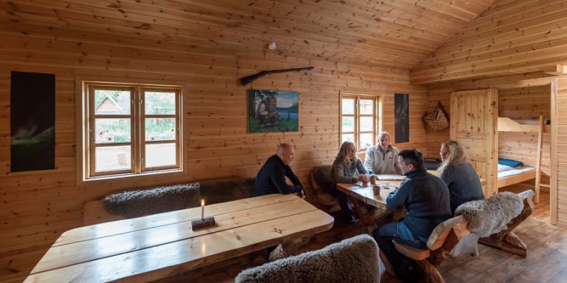 Camp-Tamok-wildernis-cabin-Tromso-Noorwegen