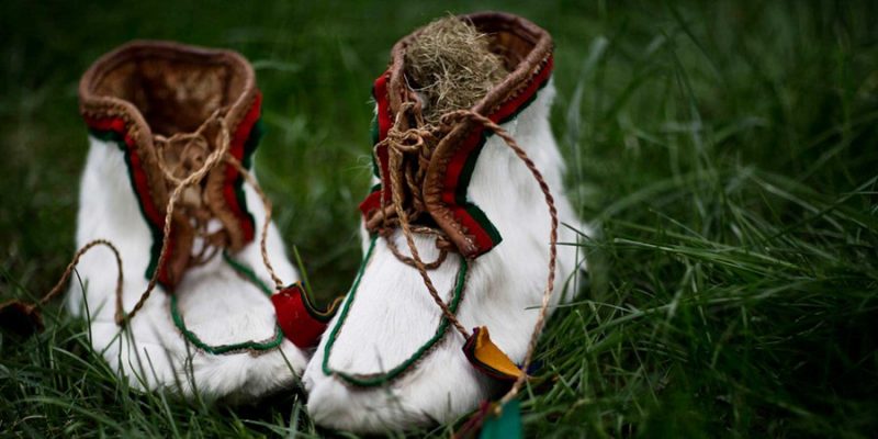 Sami-tradionele-schoenen-Lapland