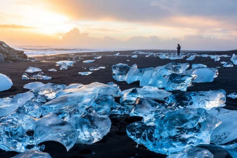 Diamanten strand in IJsland aan de Zuidkust met Nordic